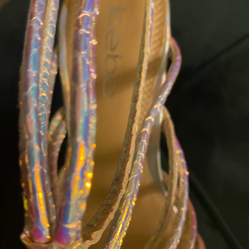 Vintage circa 2010 bebe irredentist opal shimmer new size 7 heels - Picture 4 of 5